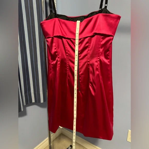 Dolce & Gabbana Satin Pink Dress – IT 44 / US 8 – Elegant & Sexy - Picture 9 of 11